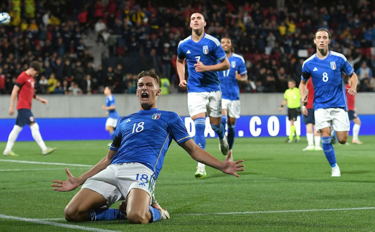 外媒：中超旧将卡拉斯科罢训，要求利雅得青年为自己雇佣管家（外媒称前中超外援卡拉斯科拒训，要求利雅得青年为其配备管家）