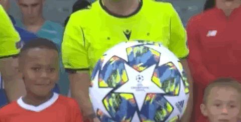 曼联中场引援现良机，埃德森身价暴跌至4000万欧（曼联中场补强迎良机：埃德森估值仅4000万欧）