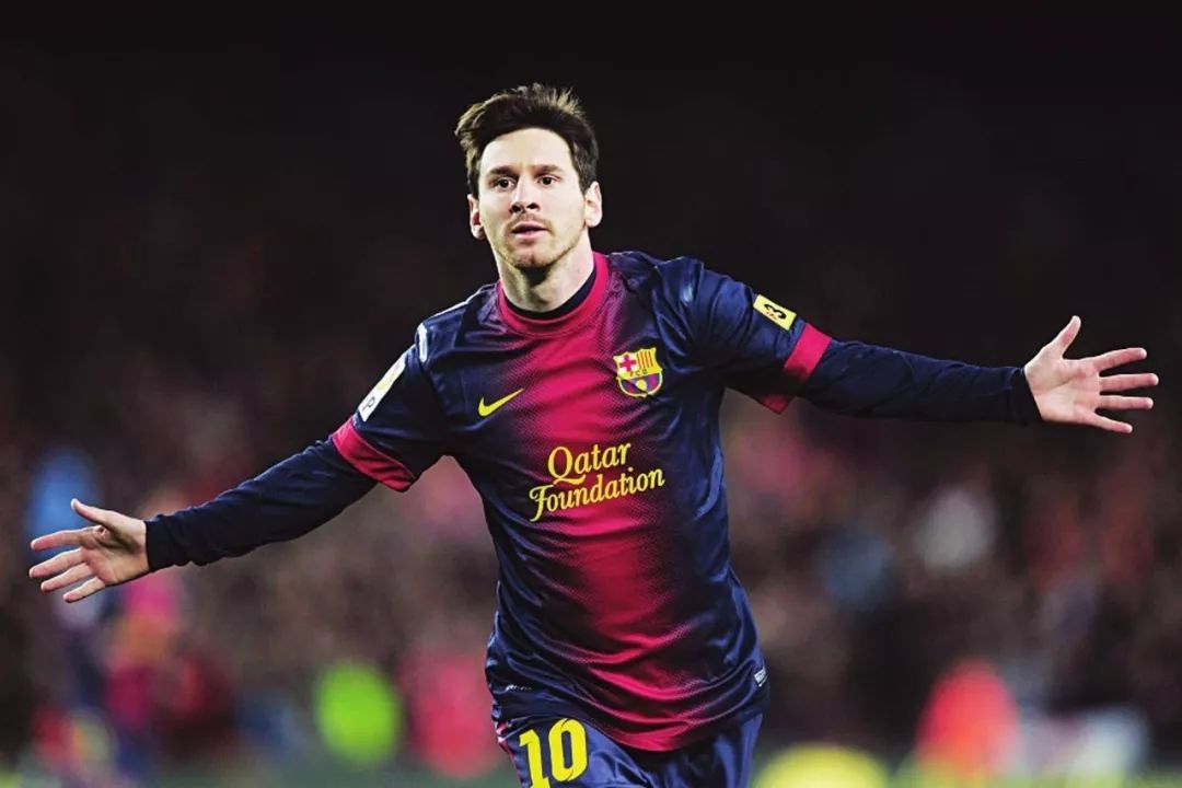 懂球帝2025年11月MVP候选出炉：姆巴佩、哈兰德领衔，莱万在列（懂球帝公布2025年11月MVP候选名单：姆巴佩、哈兰德领衔，莱万入围）