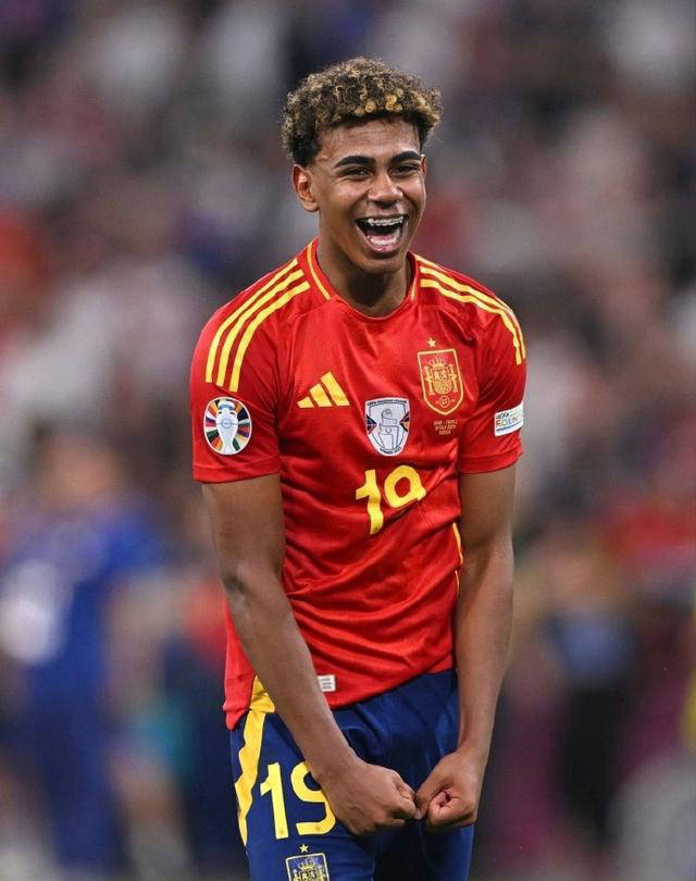 伤愈之路坎坷，武磊本赛季出场6次贡献1球1助攻（复出艰难，武磊本赛季6次登场贡献1球1助）