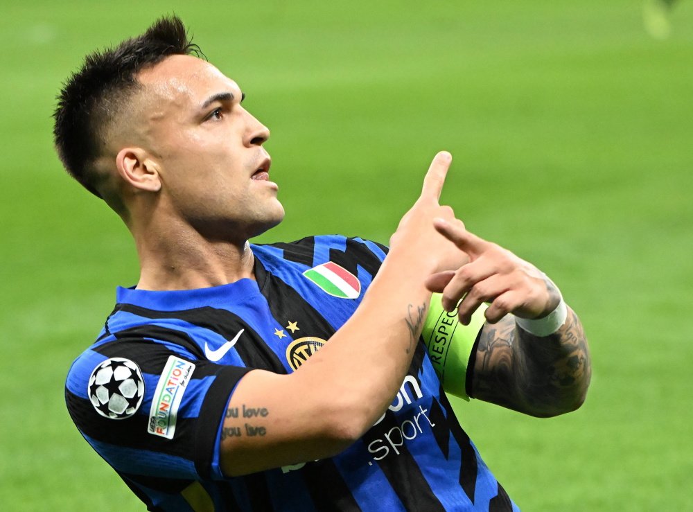 每体：巴萨对莱比锡边锋努萨感兴趣，球探负责人已到现场考察（每体：巴萨有意莱比锡边锋努萨，球探主管已亲赴现场考察）