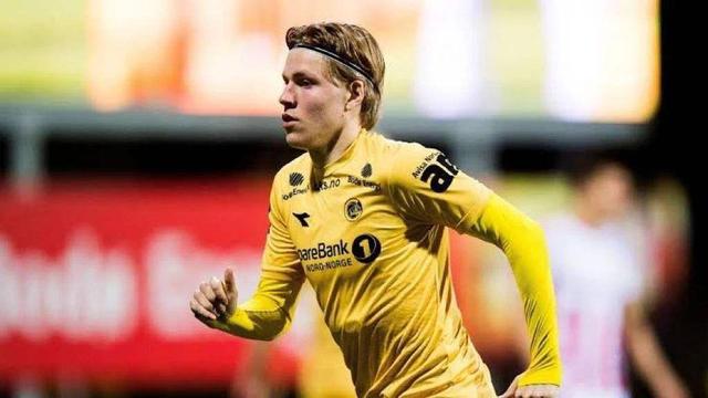 皇马欧冠客战利物浦大名单：阿诺德战旧主，贝林、姆巴佩在列（皇马欧冠客场战利物浦名单出炉：阿诺德对旧主，贝林厄姆与姆巴佩入选）