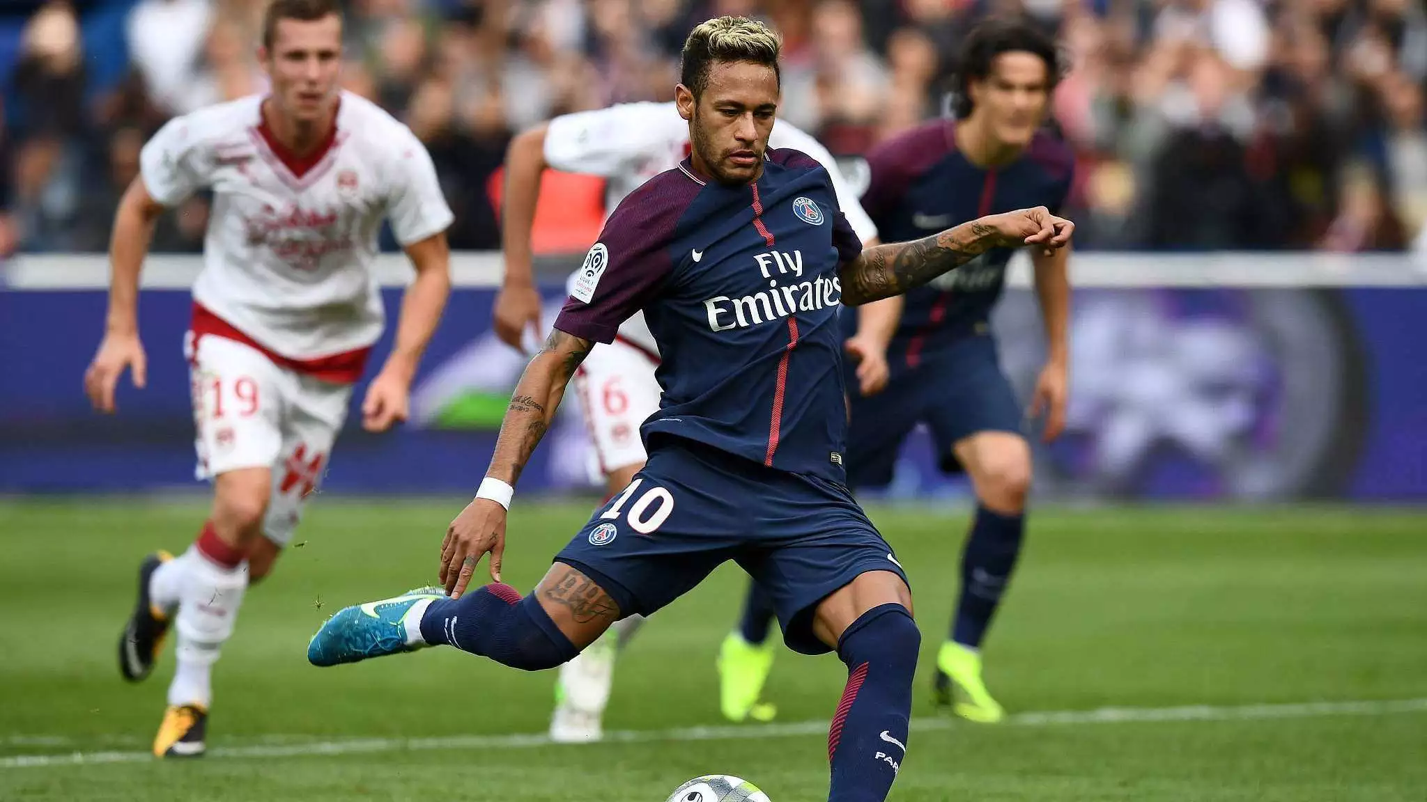 和CBA为何没谈妥？咪咕有苦难言，双方核心分歧显露（与CBA谈判缘何搁浅？咪咕难言之隐，核心分歧浮出水面）