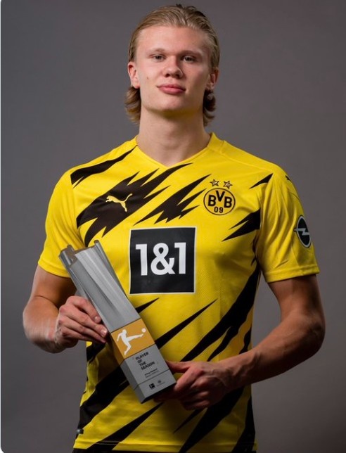 国米vs科莫：劳塔罗搭档小图拉姆，恩里克、巴雷拉出战（国米对阵科莫：劳塔罗联手小图拉姆，恩里克与巴雷拉登场）