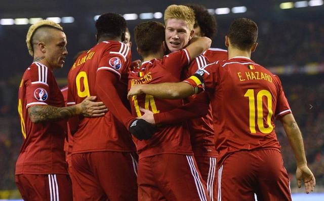 利物浦vs诺丁汉森林：阿利松、伊萨克首发，埃基蒂克替补（利物浦迎战诺丁汉森林：阿利松、伊萨克先发，埃基蒂克替补待命）