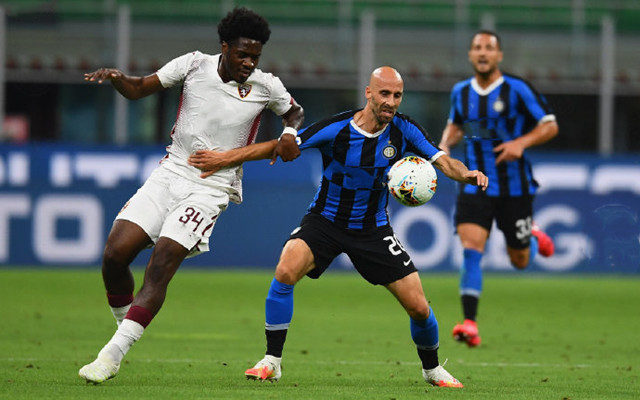 名宿：阿克利乌什须谨慎选下家，枪手巴黎多特都可能签他（名宿劝阿克利乌什慎选新东家：阿森纳、巴黎与多特皆可能出手）