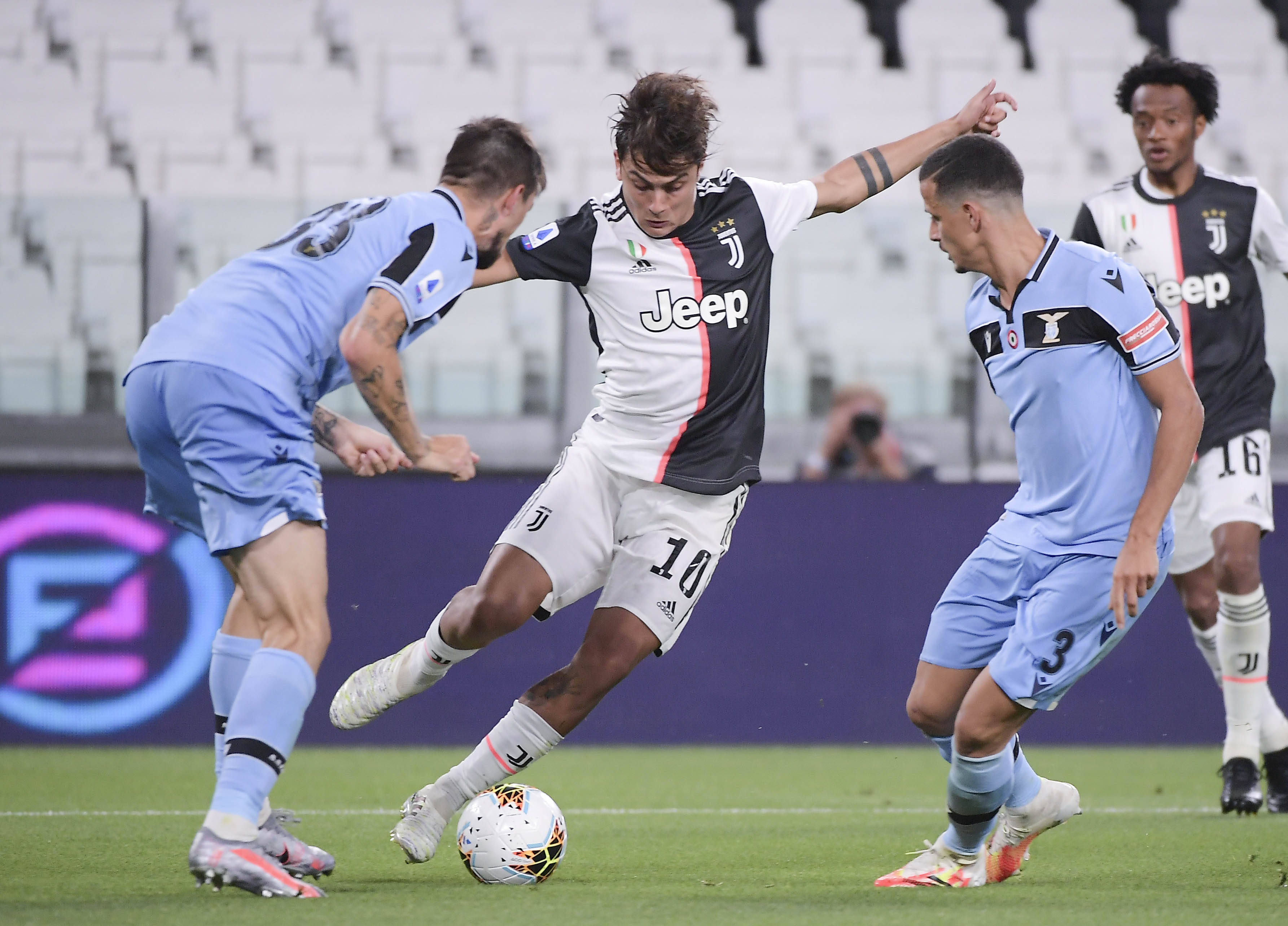 意媒：弗拉霍维奇已接受检查，确定为内收肌紧张未出现损伤（意媒：弗拉霍维奇检查显示内收肌紧张，未发现损伤）