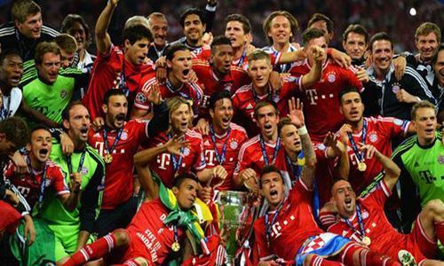 本世纪德甲戴帽数前10：莱万384场16次第1，凯恩76场10次第3（德甲本世纪帽子戏法榜前十：莱万384战16帽居首，凯恩76战10帽列第3）